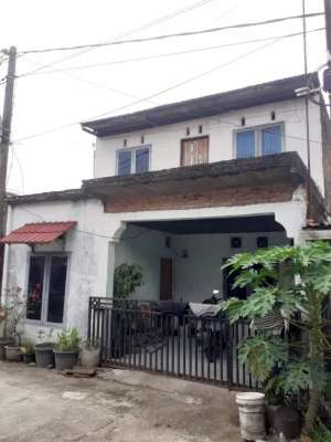 rumah 2 lantai harga murah di lubuk buaya lokasi di Koto Tangah, tersedia melalui melalui situs Olx