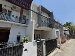 RUMAH 2 LANTAI JL. GUNUNG MAS TEGAL BUAH DENPASAR BARAT BALI lokasi di Denpasar Barat, tersedia melalui melalui situs Olx