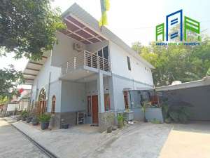 Rumah 2 lantai nyaman siap huni di gagaksipat ngemplak Boyolali lokasi di Ngemplak, tersedia melalui melalui situs Olx