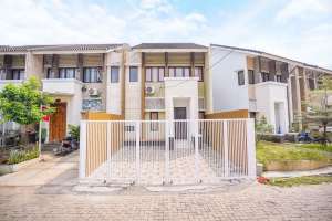 Rumah 2 Lantai Seken di The Green Hill Free Renovasi Siap KPR J-9684 lokasi di Sukaraja, tersedia melalui melalui situs Olx