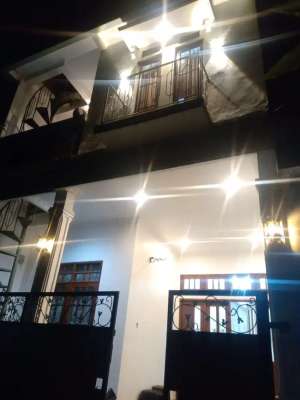 Rumah 3 Lt Siap KPR 15 Mnt ke Gerbang Tol Kunciran 2 J-31012 lokasi di Pondok Aren, tersedia melalui melalui situs Olx