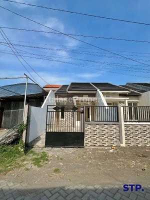 Rumah Baru 1 Lantai Di Medokan Ayu lokasi di Rungkut, tersedia melalui melalui situs Olx