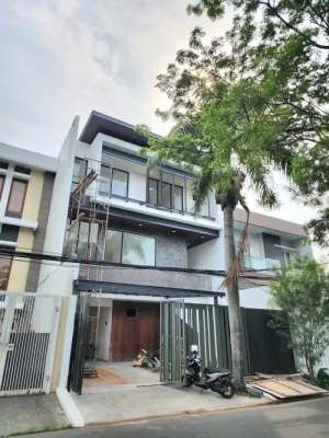 Rumah baru 3 lantai di Citra 2 extension lokasi di Cengkareng, tersedia melalui melalui situs Olx