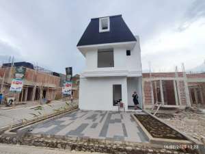 Rumah Baru Cluster Victoria Townhouse Kedawung Cirebon lokasi di Kejaksan, tersedia melalui melalui situs Olx