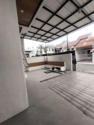 RUMAH BARU DI KETINTANG SURABAYA lokasi di Gayungan, tersedia melalui melalui situs Olx