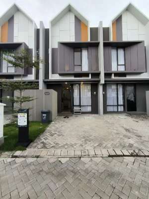 Rumah Baru On Progress Modern Glass Di Eastern Hill Surabaya lokasi di Sukolilo, tersedia melalui melalui situs Olx