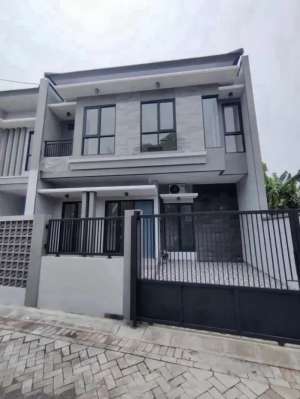 RUMAH BARU PAKAL MADYA ASRI SURABAYA BELAKANG NORTHWEST lokasi di Pakal, tersedia melalui melalui situs Olx