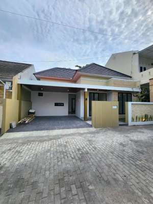 Rumah Baru Siap Huni Lokasi Purwomartani Sleman dekat Kimia Farma lokasi di Kalasan, tersedia melalui melalui situs Olx