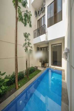 Rumah Baru Siap Huni SHM di Pondok Indah, Jakarta Selatan lokasi di Kebayoran Lama, tersedia melalui melalui situs Olx