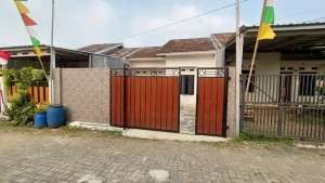 Rumah Bebas Banjir 15 Mnt ke RS Citra Arafiq Sawangan Bisa KPR J-31833 lokasi di Sawangan, tersedia melalui melalui situs Olx