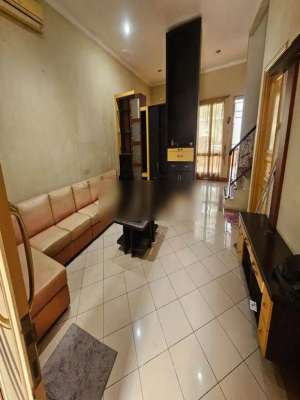 RUMAH BGM AKASIA GOLF PIK SEMI FURNISHED lokasi di Pantai Indah Kapuk, tersedia melalui melalui situs Olx