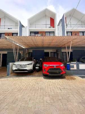 Rumah Cantik Secondary Dalam Cluster di Cilangkap Full Furnished lokasi di Cilangkap, tersedia melalui melalui situs Olx