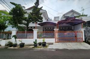 Rumah Cantik Tanah Luas 15 Mnt ke Pintu Tol Joglo 3 Siap Huni J-31773 lokasi di Pesanggrahan, tersedia melalui melalui situs Olx