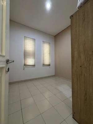 Rumah City Neo Catalonia BSD Cluster sebelah Savia BSD lokasi di Bumi Serpong Damai, tersedia melalui melalui situs Olx