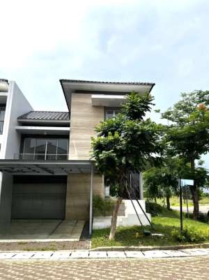 Rumah Cluster Serenade Lagoon 338m Golf Island PIK Jakarta Utara lokasi di Penjaringan, tersedia melalui melalui situs Olx