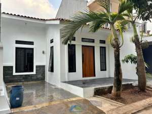 Rumah Cozy Harga Terbaik di Taman Kenari Nusantara, Cibubur lokasi di Gunung Putri, tersedia melalui melalui situs Olx