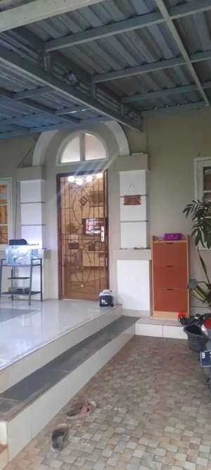 Rumah Deltamas Cikarang Cluster Catania Luas 98 Rp. 690 Jt SHM lokasi di Cikarang Pusat, tersedia melalui melalui situs Olx