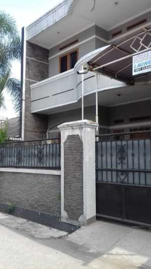 Rumah di Jati Indah Buah Batu Bandung, Terawat Siap Huni lokasi di Buahbatu (Margacinta), tersedia melalui melalui situs Olx