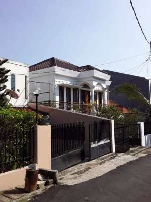 Rumah Di Jual Di Cinere Depok lokasi di Cinere, tersedia melalui melalui situs Olx