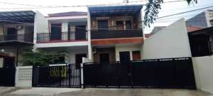 Rumah Di jual di peninggilan japos lokasi di Ciledug, tersedia melalui melalui situs Olx