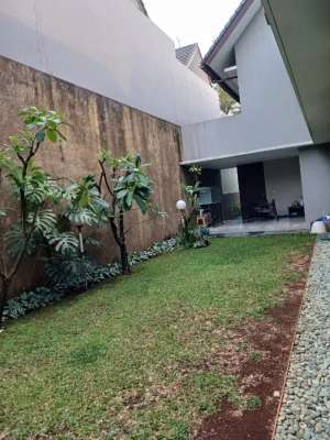 Rumah di Veteran Bintaro Jakarta Selatan lokasi di Pesanggrahan, tersedia melalui melalui situs Olx