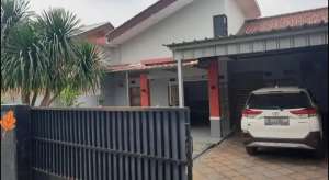 Rumah Dijual Cepat Luas Murah di Jatiwaringin Pondok Gede Bekasi lokasi di Pondok Gede, tersedia melalui melalui situs Olx