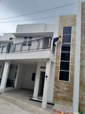 Rumah Dijual Di Ceger Bintaro Dekat Harmony Swalayan lokasi di Pondok Aren, tersedia melalui melalui situs Olx