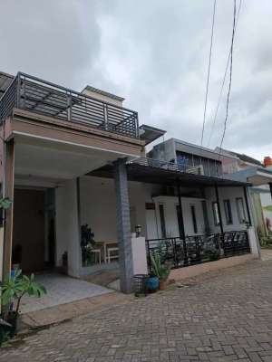 Rumah dijual kawasan SUHAT UB Polinema saxofone 4KT hanya 1,05M lokasi di Lowokwaru, tersedia melalui melalui situs Olx