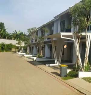 Rumah Dua Lantai Jual Cepat di Premiere Estate 3 Kranggan Jatisampurna lokasi di Jati Sampurna, tersedia melalui melalui situs Olx