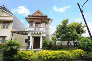 Rumah Hook Siap Huni di Taman Bukit Chedi SHM Dibantu KPR J-11363 lokasi di Gading Serpong, tersedia melalui melalui situs Olx