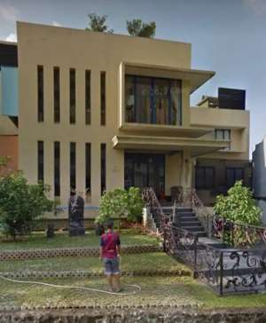 RUMAH KEMANG DI JUAL HARGA NJOP lokasi di Mampang Prapatan, tersedia melalui melalui situs Olx