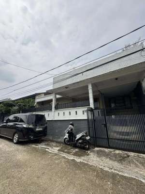Rumah Komplek Megapolitan Cinere Baru Renovasi dekat Pintu Tol lokasi di Cinere, tersedia melalui melalui situs Olx