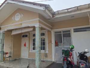 Rumah Lahan Luas di Kalibata Timur Dekat Kantor BUMN REKIN lokasi di Pancoran, tersedia melalui melalui situs Olx