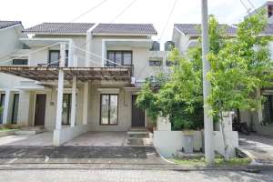 Rumah LT 90 Strategis Dekat RS Taman Harapan Baru Harga Nego J-18593 lokasi di Medan Satria, tersedia melalui melalui situs Olx