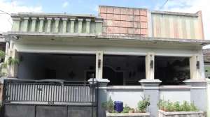 Rumah Luas 5 Kamar Tidur Siap Huni di Bekasi lokasi di Jatiasih, tersedia melalui melalui situs Olx