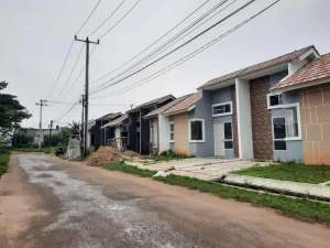 Rumah Luas Harga Murah Lokasi 4Menit ke Stasiun - METRO PARUNG PANJANG lokasi di Parung Panjang, tersedia melalui melalui situs Olx