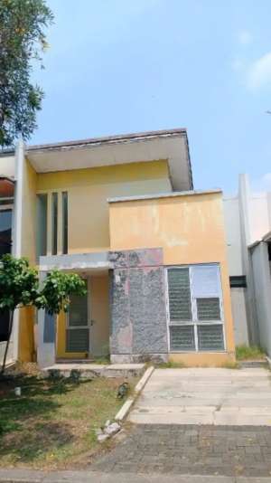 Rumah Luas Strategi 7 menit ke The Breeze BSD City Siap Huni J-27901 lokasi di Bumi Serpong Damai, tersedia melalui melalui situs Olx