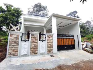 RUMAH MEWAH MANGUNSARI GUNUNGPATI SEMARANG lokasi di Gunungpati, tersedia melalui melalui situs Olx