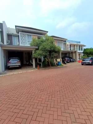 Rumah Mewah Super Murah Di Perumahan GreenHill Jl Kaliurang Km 9 lokasi di Depok, tersedia melalui melalui situs Olx