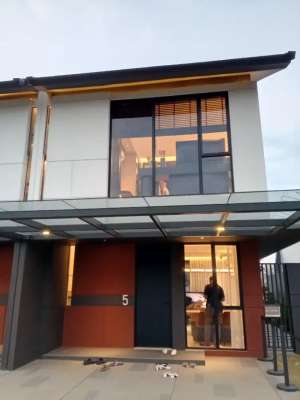 Rumah mewah,modern Clasik,nilai investasi tinggi lokasi di Cempaka Putih, tersedia melalui melalui situs Olx