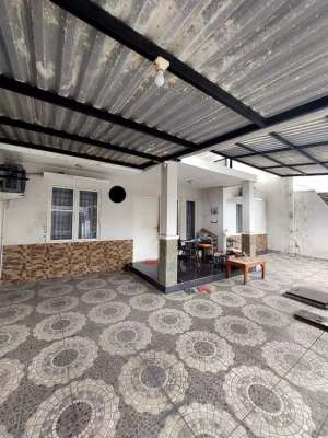 Rumah Minimalis Baruk Utara lokasi di Gubeng, tersedia melalui melalui situs Olx