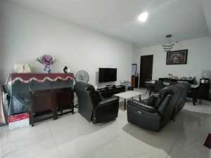 Rumah Minimalis Modern Harga rugi Di Cluster AMATA Mozia bsd lokasi di Bumi Serpong Damai, tersedia melalui melalui situs Olx