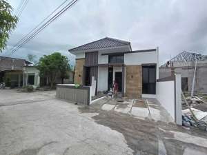 RUMAH MODERN 500JT-an DI BERBAH SLEMAN DEKAT PABRIK SAMPOERNA lokasi di Berbah, tersedia melalui melalui situs Olx