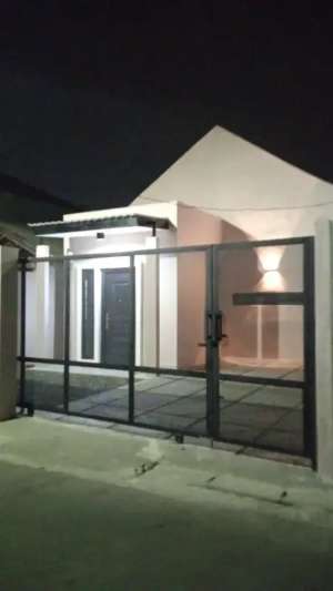 Rumah Murah Cantik Strategis Di Serua Ciputat lokasi di Ciputat, tersedia melalui melalui situs Olx