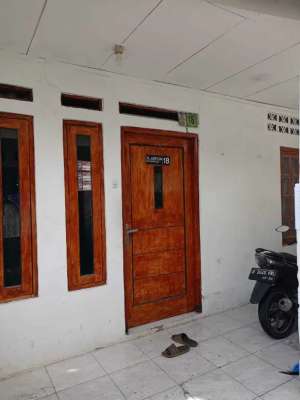 Rumah murah tengah kota, masuk motor dekat pasar anyar kodya bogor lokasi di Bogor Tengah - Kota, tersedia melalui melalui situs Olx