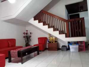 Rumah Nyaman Strategis Tengah Kota di Kopo Elok lokasi di Babakan Ciparay, tersedia melalui melalui situs Olx