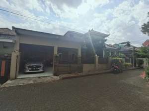 Rumah perum Puri Intan dekat kampus Unsoed,wisata Baturaden Purwokerto lokasi di Purwokerto Utara, tersedia melalui melalui situs Olx