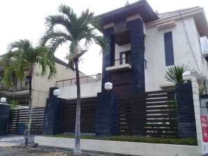 Rumah Premium Jl Tukad Barito Renon lokasi di Denpasar Selatan, tersedia melalui melalui situs Olx