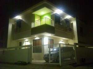 rumah selangkah kelapa gading di bawah 2M lokasi di Kelapa Gading, tersedia melalui melalui situs Olx