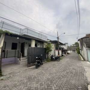 Rumah semarang genuk indah dekat Unissula lokasi di Genuk, tersedia melalui melalui situs Olx